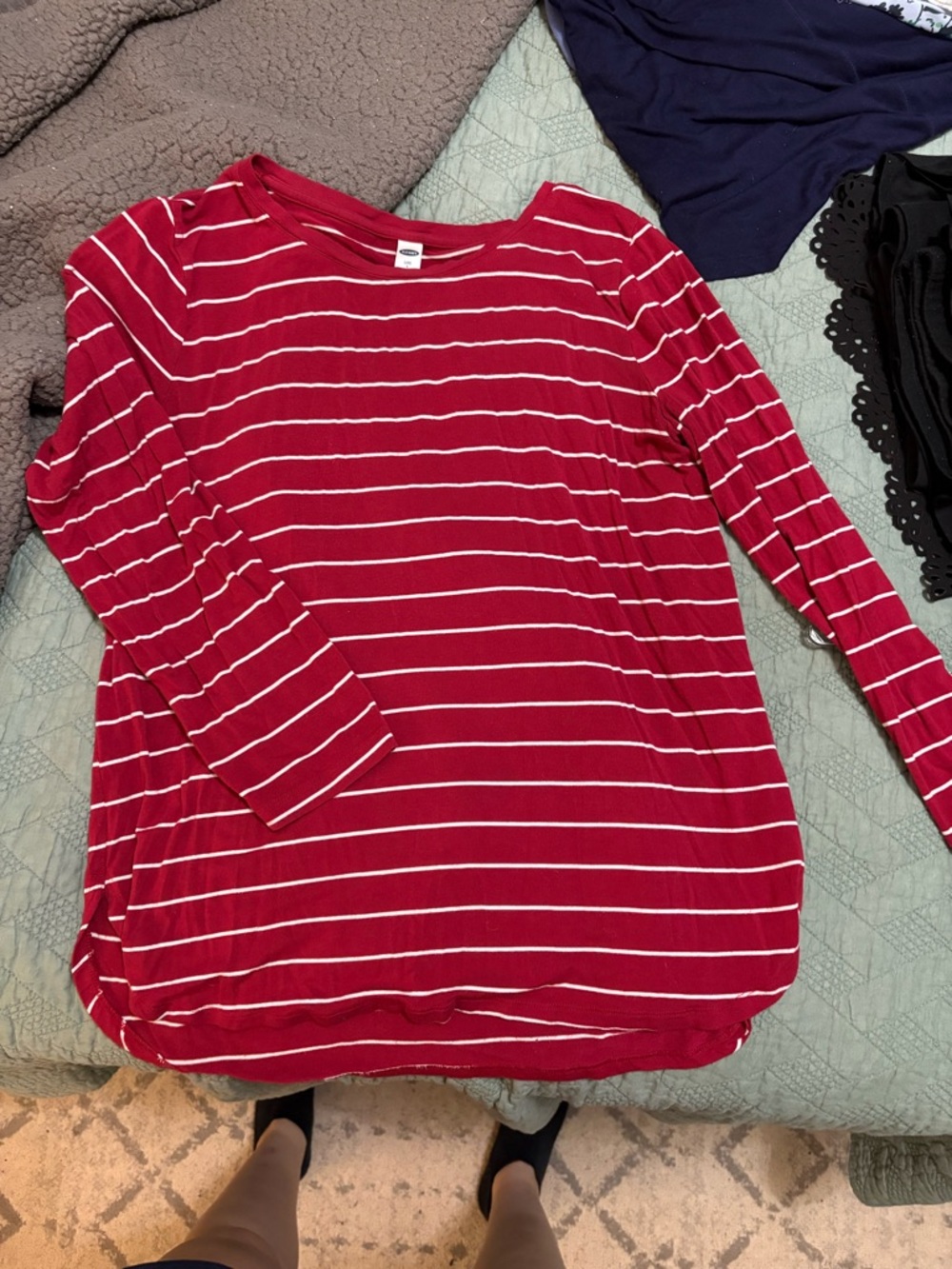 Old Navy Red and White luxe Striped 3/4 length Sleeve Crewneck Top